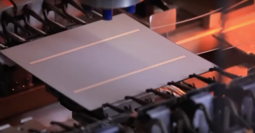 Solar cell without ribbon in stringer